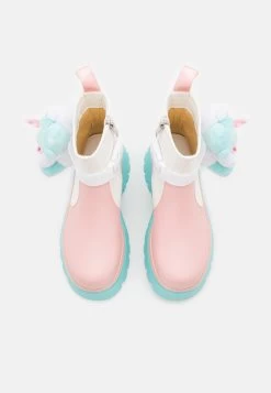 KOI FOOTWEAR Melanie Martinez Sweet Teddy Bear Platform Boots - Korte Laarzen - Blue/Pink/White -Schoenen Serie Winkel 306889d4318e47c3abcf04060b3004bb