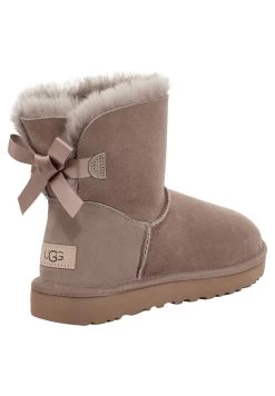 Ugg Mini Bailey Bow - Korte Laarzen - Caramel 11 Ugg Mini Bailey Bow - Korte Laarzen - Caramel -Schoenen Serie Winkel 6055607baf164b48a50bfdc193061cf9