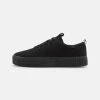 YOURTURN Unisex - Sneakers Laag - Black -Schoenen Serie Winkel 8119a81ad47943d7bc004c5f0baab7a3