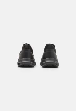 Pier One Sneakers Laag - Black -Schoenen Serie Winkel 8c00dac42ca54760bb9e30aa6c287d7d