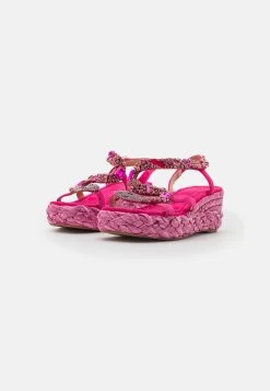 Alma En Pena Sandalen Met Sleehak - Fuxia -Schoenen Serie Winkel 8df6a45e4458471c86154aa5260400b8