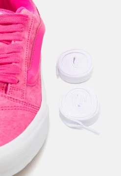Vans Knu Skool Unisex - Skateschoenen - Pink Glow 13 Vans Knu Skool Unisex - Skateschoenen - Pink Glow -Schoenen Serie Winkel a59914d850ec4203990fc5f6b9449100