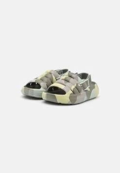 Ugg Sport Yeah Camopop - Sandalen - Moss Green -Schoenen Serie Winkel a62d21f623ed4ff7b760b41976672ff9