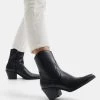 BERSHKA Heeled With Metallic Toe - Cowboy-/Bikerlaarsjes - Black -Schoenen Serie Winkel bfea2cdd72464775bccce94b6f150871