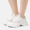 Steve Madden Miracles - Sneakers Laag - White 2 Steve Madden Miracles - Sneakers Laag - White -Schoenen Serie Winkel c04d534f06cc4cafbe4eb7f94616ca25