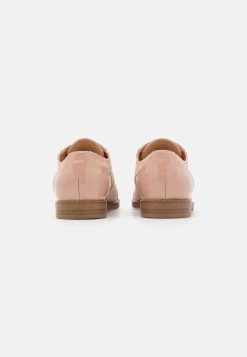 Veterschoenen - Rose Gold 11 Veterschoenen - Rose Gold -Schoenen Serie Winkel c40acca052274ce58f643800211a6dfb