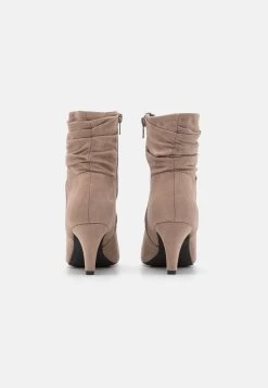 Korte Laarzen - Taupe -Schoenen Serie Winkel cfeae672aa084b0d9427c511ecdf39e5