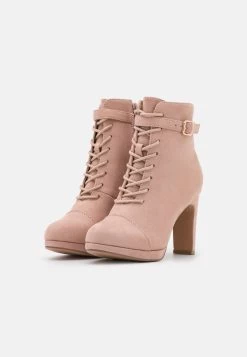 Veterboots - Light Pink -Schoenen Serie Winkel e39d8d69e2a440b58a88a3f6a8248885