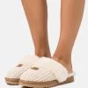 Ugg Cozy - Pantoffels - Cream