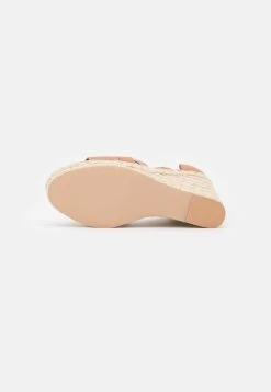 Steve Madden Sivian - Sandalen Met Hoge Hak - Camel 16 Steve Madden Sivian - Sandalen Met Hoge Hak - Camel -Schoenen Serie Winkel f41f38ff2c454c9daceeb042ef5d7df3
