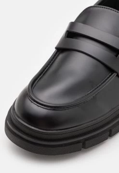 YOURTURN Instappers - Black 13 YOURTURN Instappers - Black -Schoenen Serie Winkel fbe1d69ec73d424097583e846261fdbb